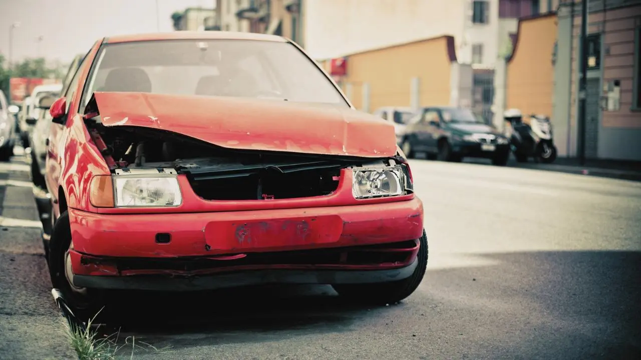 Unidades que serán retiradas por las autoridades de Edomex para liberar espacio público y mejorar la imagen urbana. Foto: Canva