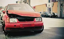 Retiran autos abandonados y liberan banquetas y vialidades en Edomex