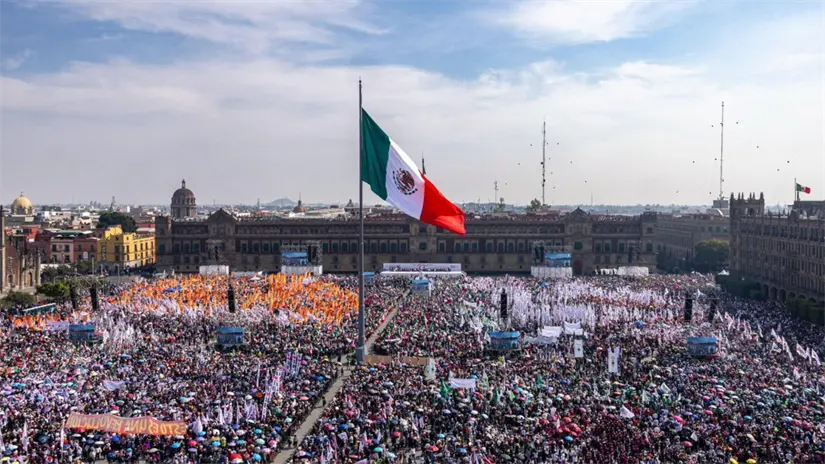 Conmemoración de los 7 años de la transformación en Mexico llenó la Plaza de la República en CDMX | Foto: Iván Macías