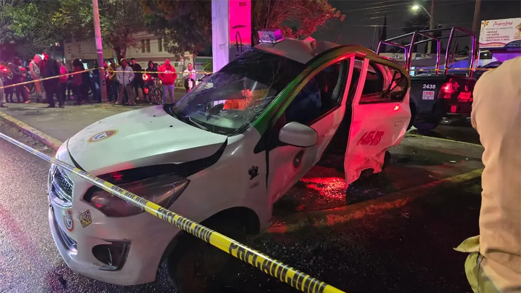 FOTOS | Muere taxista en impresionante choque al sur de Durango