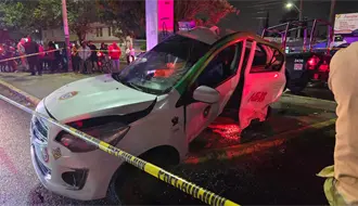 FOTOS | Muere taxista en impresionante choque al sur de Durango