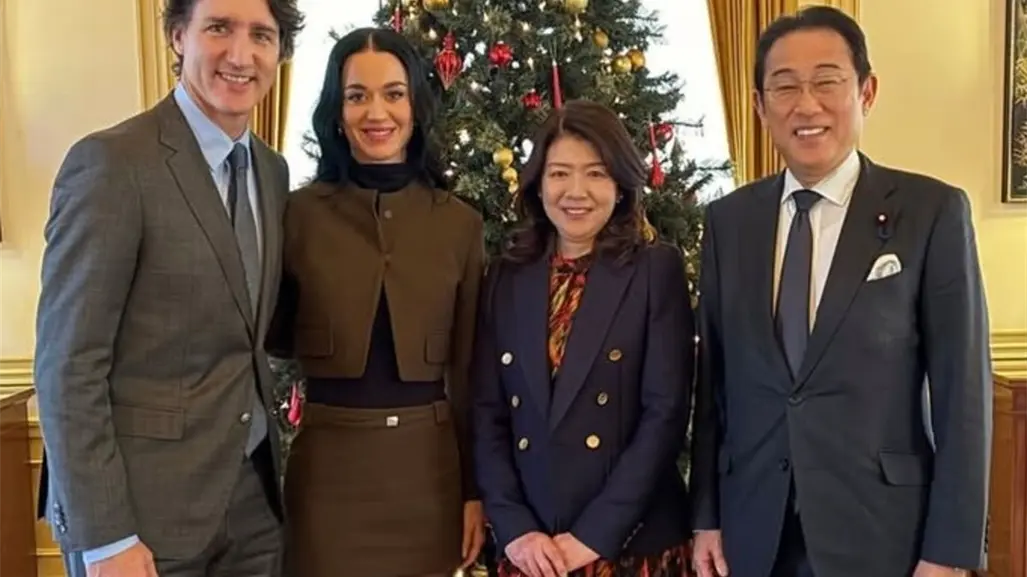 Katy Perry y Justin Trudeau aparecen públicamente juntos con reconocido político japonés