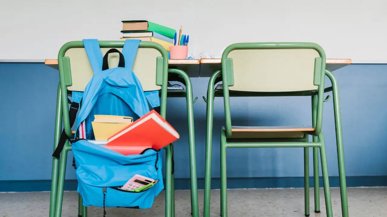 Salón de clases en donde los menores van para obtener nuevos conocimientos. Foto: Freepik