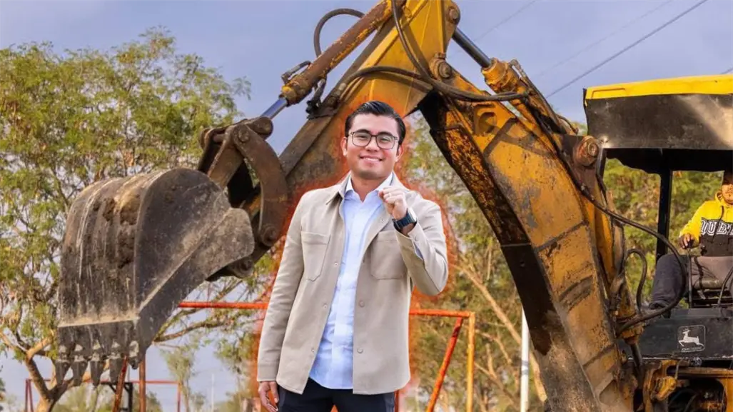 Félix Arratia impulsa rehabilitación total de parques en Juárez