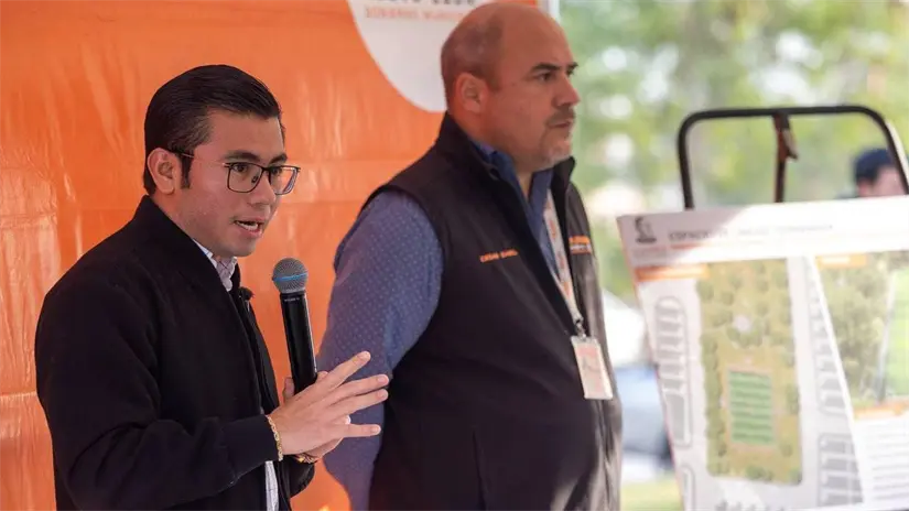 imagen recuadro Los proyectos contemplan canchas de pasto sintético de 1,500 metros cuadrados Foto: Gobierno de Juárez