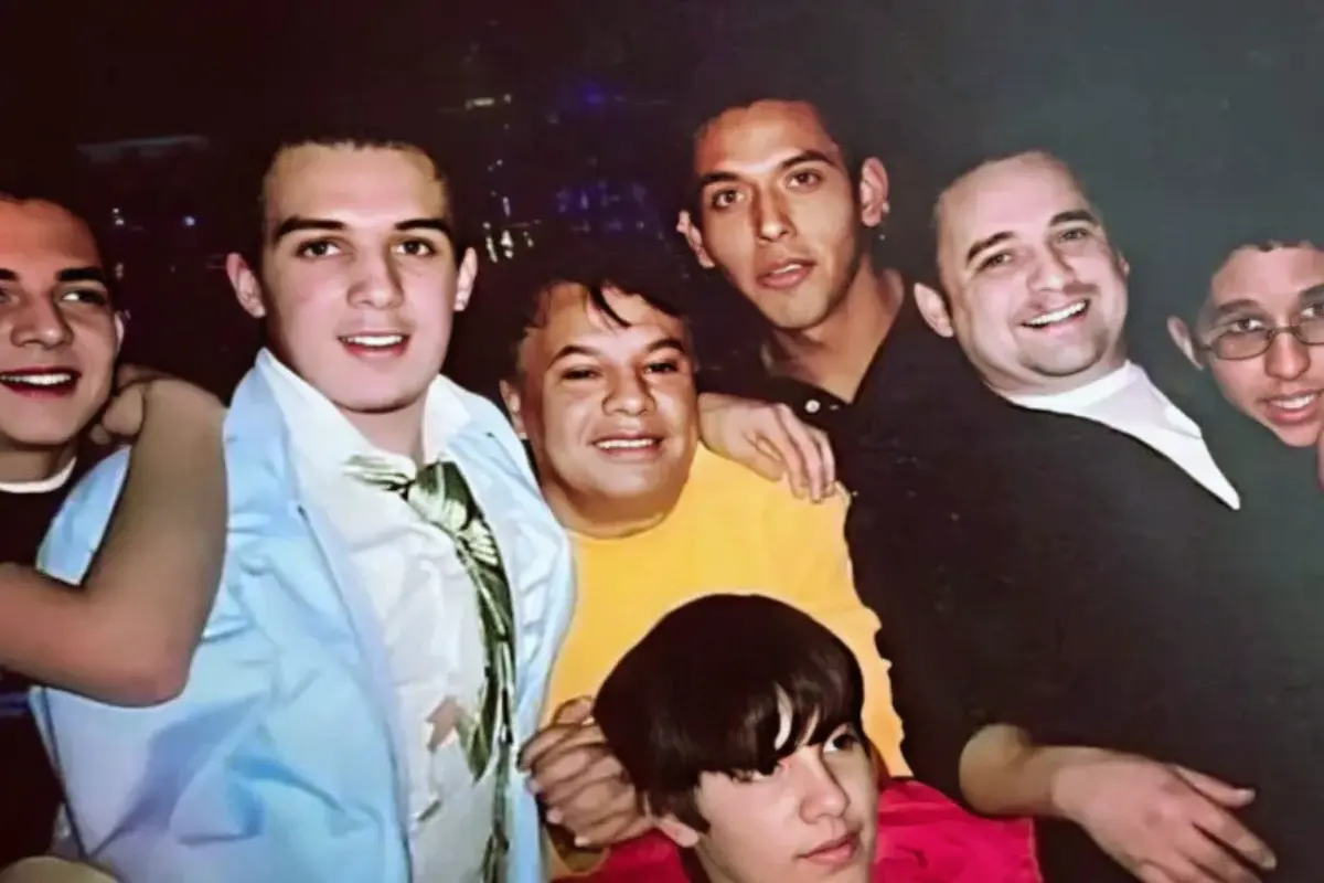 Juan Gabriel presentía su final, días antes de morir, buscó a sus hijos para asegurarse de que estarían bien (Foto: soyjuangabriel_ / Canva)