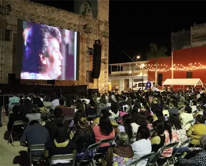Tizimín festeja con la voz de Juan Gabriel la clausura del Otoño Cultural 2025