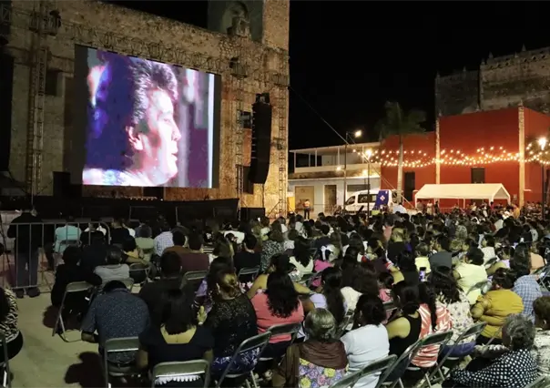 Tizimín festeja con la voz de Juan Gabriel la clausura del Otoño Cultural 2025