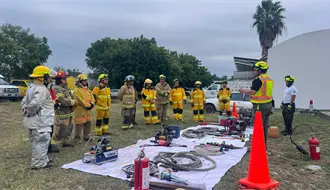 Protección Civil Estatal capacita a cuerpos de emergencia en extracción vehicular avanzada