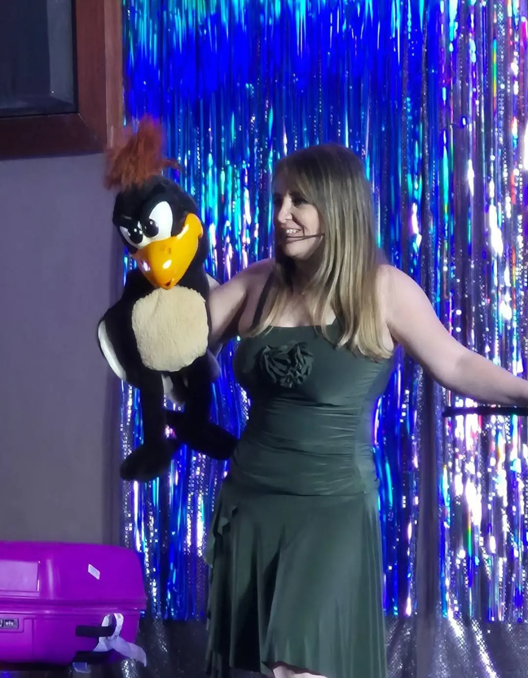 imagen recuadro La joven ventrílocua Andrea Cantú. Foto: Facebook.