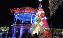 FOTOS | Encienden Alumbrado Navideño en el centro de Durango