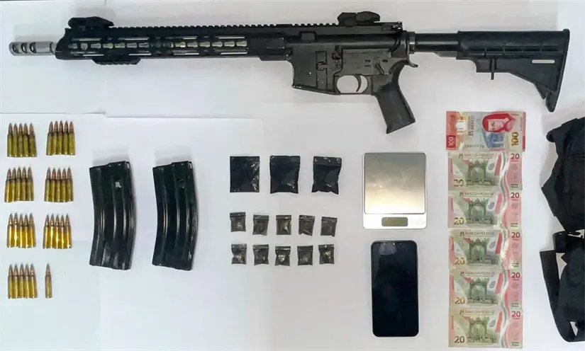 El MP expuso datos de prueba sobre la posible responsabilidad del detenido en delitos contra la salud. Foto: Fiscalía de Nuevo León