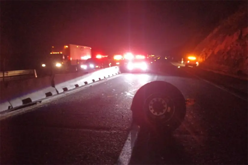 imagen recuadro Se cerró completamente la circulación Saltillo–Monterrey. Foto: PCNL