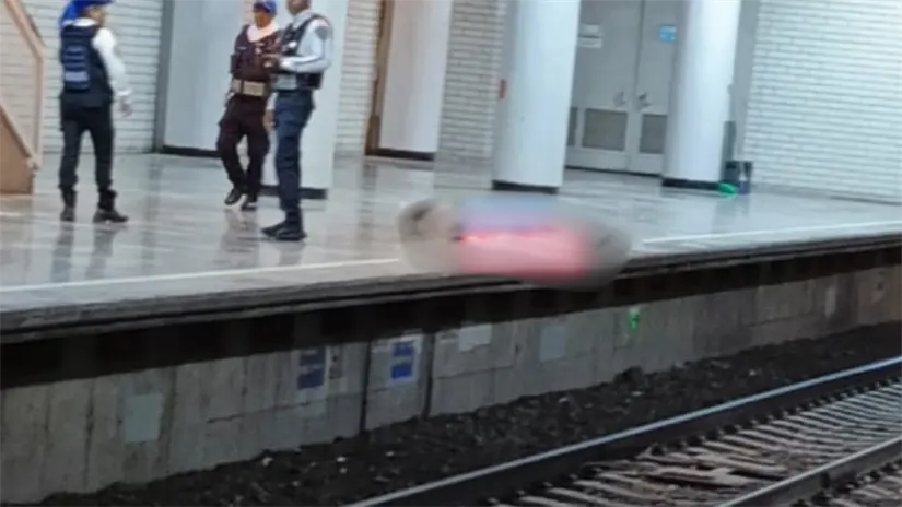 imagen recuadro Estudiante arrollado por un vagón en el Metro de CDMX. Foto: X @halconOnce
