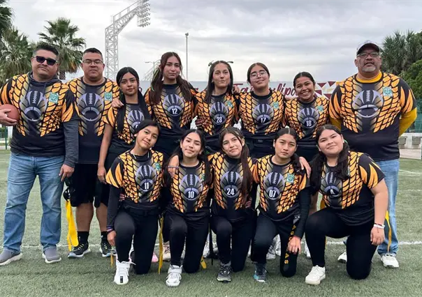 Las Águilas de la Secundaria General No. 1 regresan al fútbol americano tras diez años de pausa