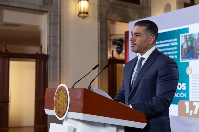 imagen recuadro Omar García Harfuch en conferencia de prensa del 9 de diciembre. Foto: Presidencia de la República