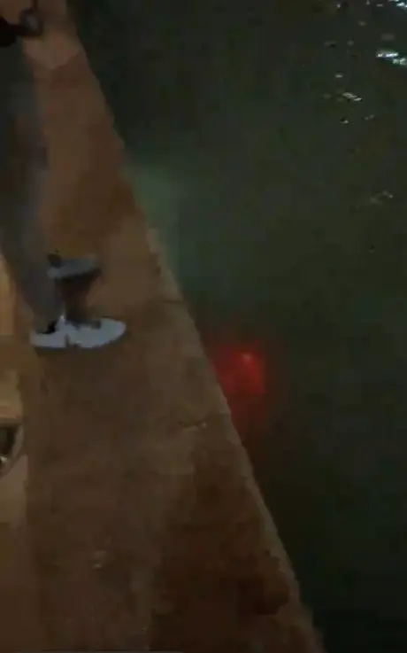 imagen recuadro Scooter sumergido en el Paseo Santa Lucía. Foto: Tiktok/Yosoynoza