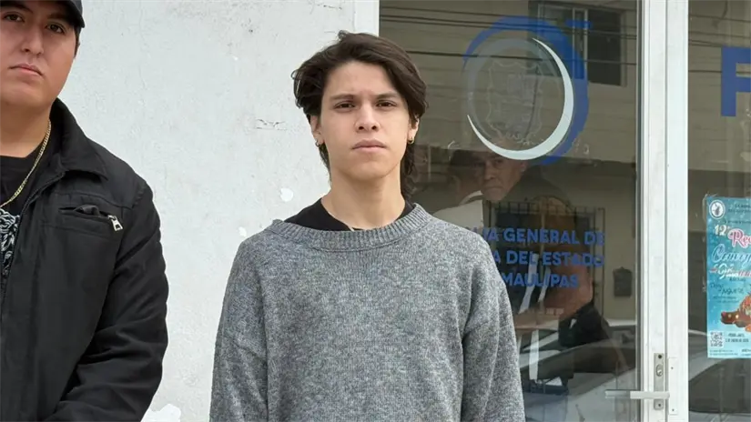 imagen recuadro Los jóvenes ya pusieron la demanda ante la FGJ de la Ciudad de México para que se repare el daño académico y económico | Foto: Axel Hassel