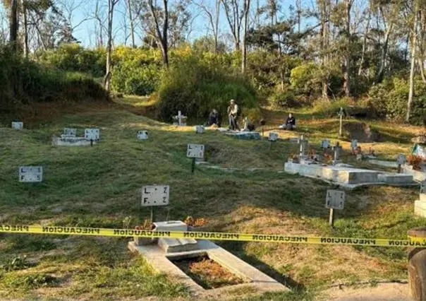 "Ninguna madre debería buscar en un panteón": exhumaciones en CDMX que exponen la crisis forense
