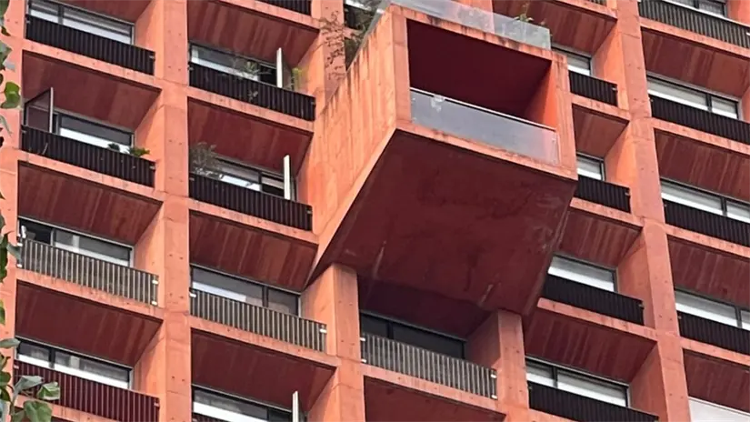 imagen recuadro Piso del departamento en Paseo de la Reforma en CDMX donde fue hallado sin vida el regidor de Tamaulipas. Foto: Iván Macías