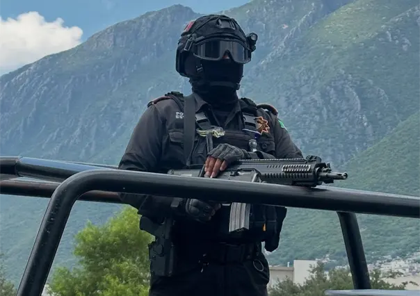 Detienen a hombre con droga y lo indagan por homicidio en Santa Catarina