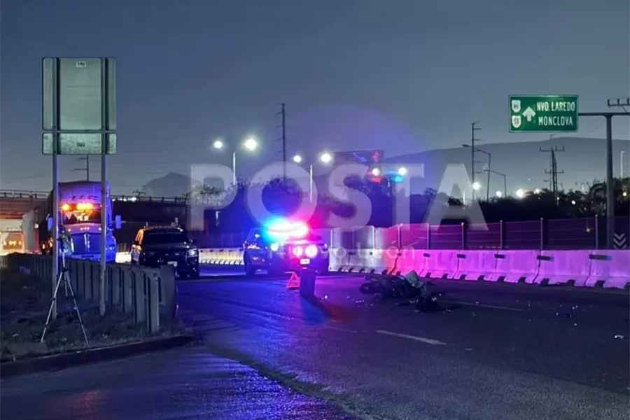 VIDEO | Motociclista muere tras ser embestido en Libramiento noreste de García