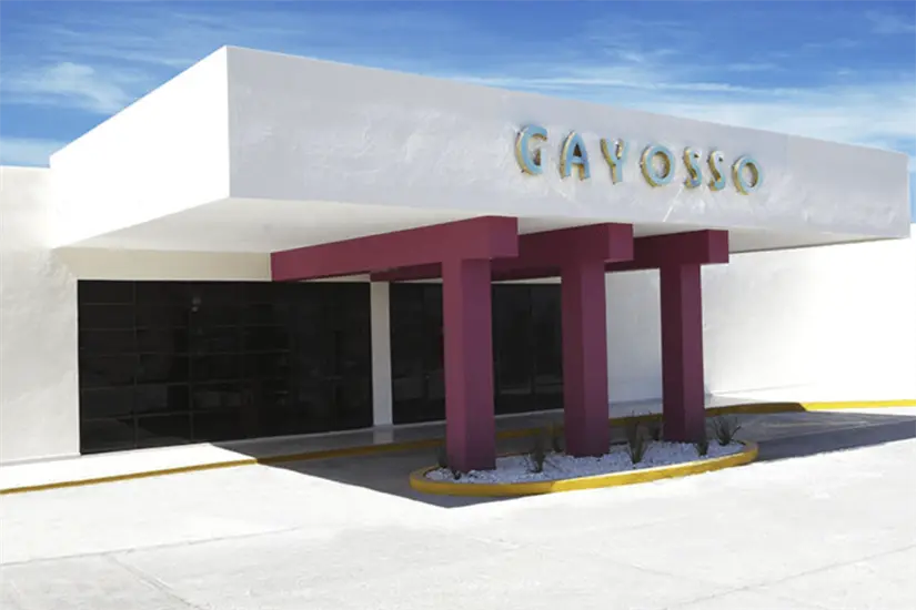 imagen recuadro El cuerpo del regidor es velado en funeraria Gayosso en la ciudad de Reynosa. Foto: Gayosso