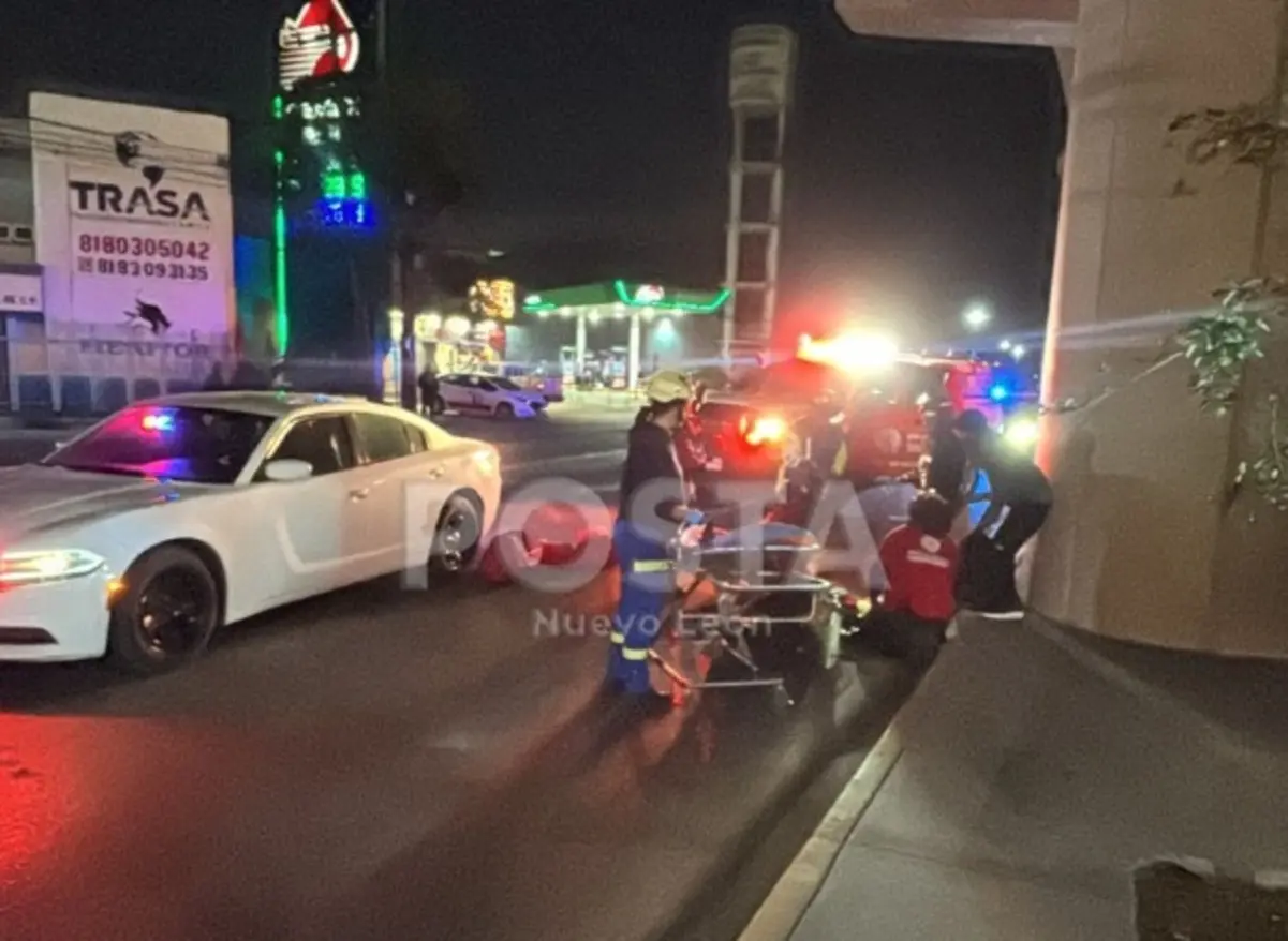 El hombre de 47 años resultó herido en la avenida Félix U. Gómez tras ser atropellado. Foto: POSTA.