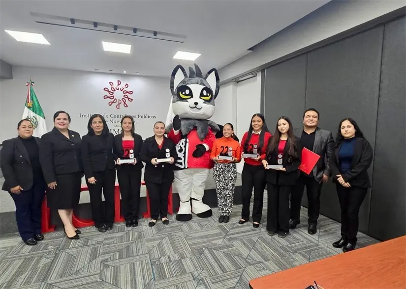 imagen recuadro Alumnos ganadores. Foto: FACPYA.