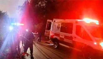 Choque en la carretera Muna–Maxcanú deja 15 peregrinos heridos; dos quedaron prensados