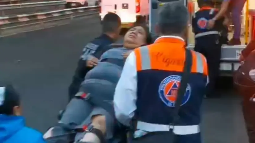 imagen recuadro Mujer lesionada en el Metro de CDMX de la Línea 9. Foto: Luis Antonio Alfaro