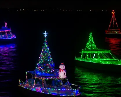 Embarcaciones iluminadas volver&aacute;n a recorrer la bah&iacute;a de Cabo San Lucas: as&iacute; ser&aacute; "Mar y Christmas 2025"