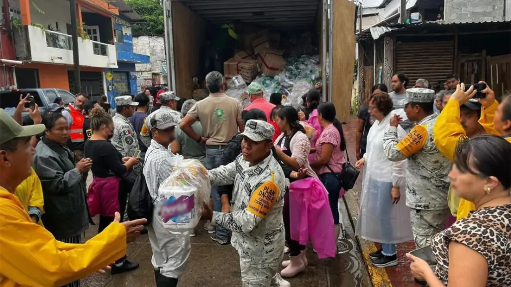 Enseres pendientes a damnificados por inundaciones aún sin fecha de entrega, confirma Sheinbaum