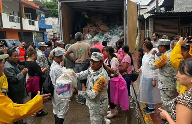 Enseres pendientes a damnificados por inundaciones aún sin fecha de entrega, confirma Sheinbaum