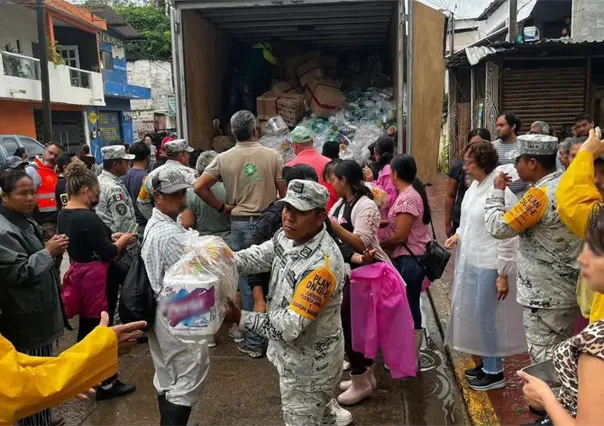 Enseres pendientes a damnificados por inundaciones aún sin fecha de entrega, confirma Sheinbaum