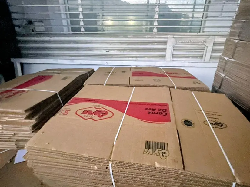 imagen recuadro Las autoridades estatales aseguraron cajas con la leyenda