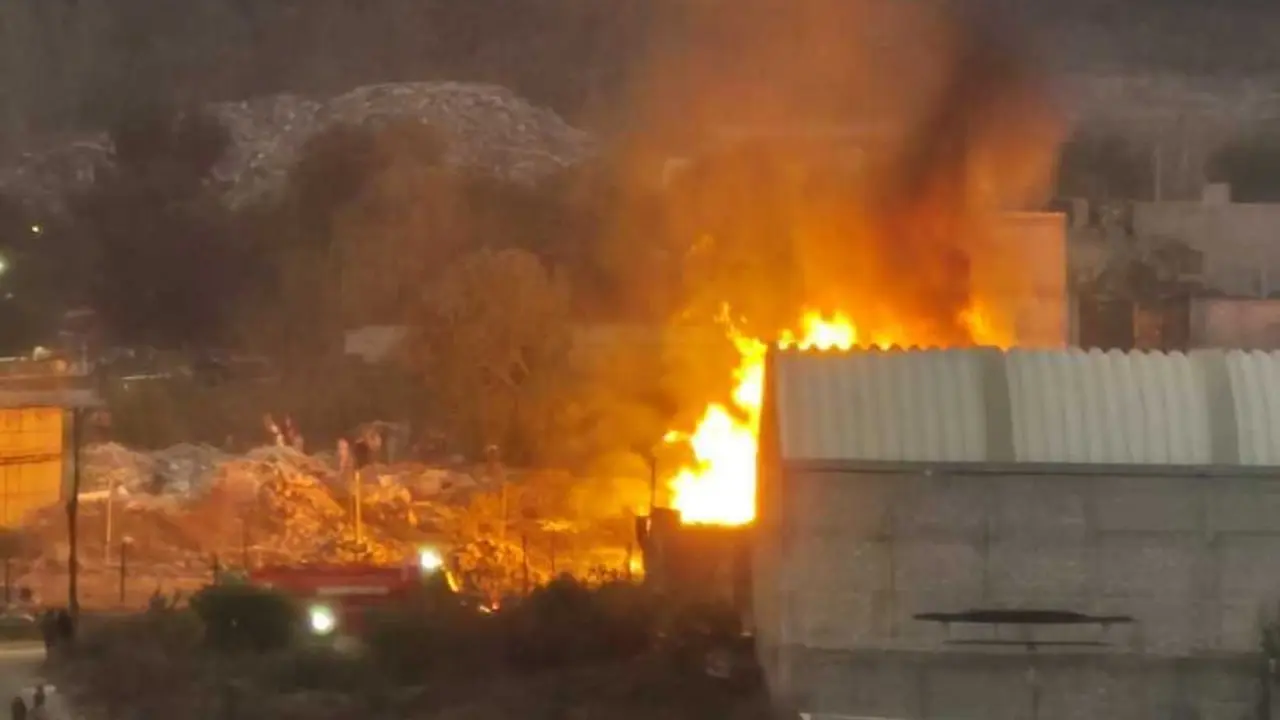 Nuevamente, se registra un incendio en la Sierra de Guadalupe en Tultitlán. Foto: FB (Tultitlán 360)