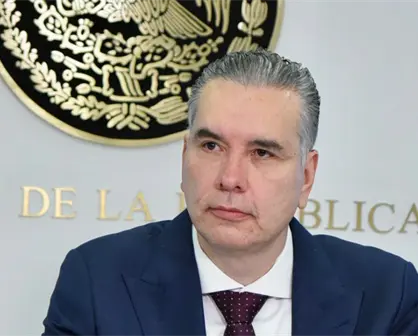 Waldo Fern&aacute;ndez entrega a Claudia Sheinbaum conclusiones de los foros T-MEC rumbo al 2026