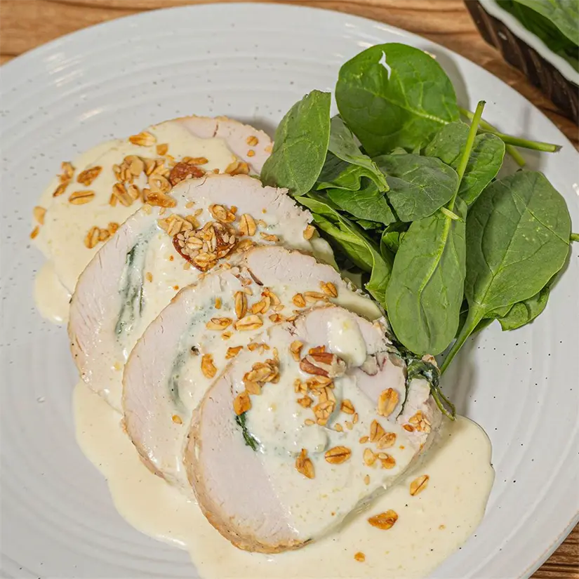 imagen recuadro Redefine tus ideas sobre el pavo este diciembre y sorpréndete con su versatilidad en la cocina. Foto: Dos Familias