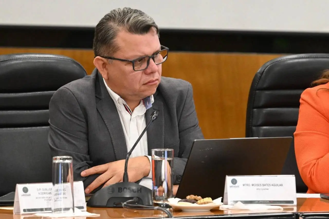 Moisés Bates Aguilar, consejero presidente IEPAC. Foto: Irving Gil.