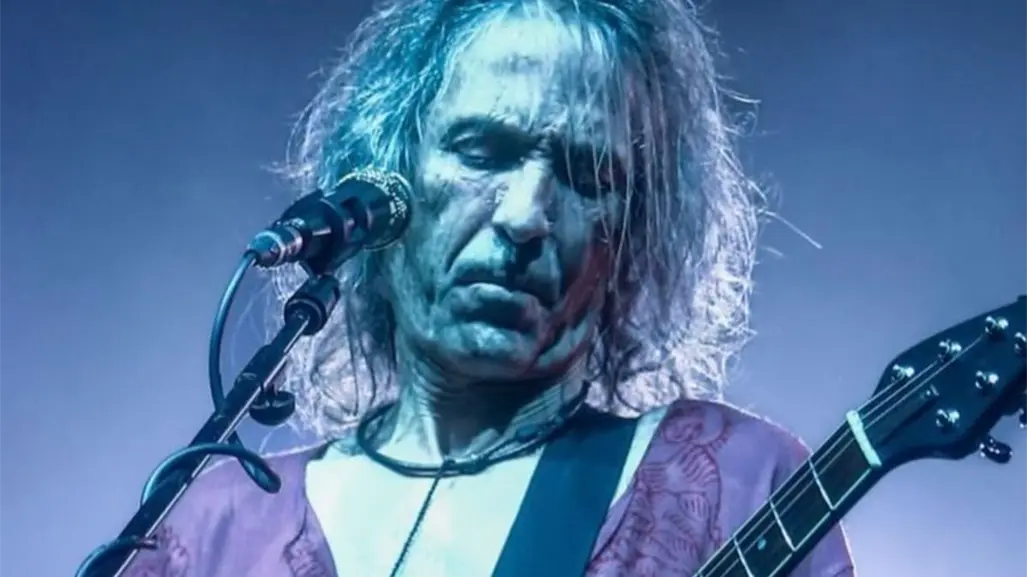 El rock en español está de luto: ¿quién era Robe Iniesta, quien falleció a los 63 años?