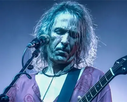 El rock en español está de luto: ¿quién era Robe Iniesta, quien falleció a los 63 años?