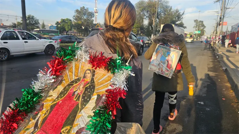 Peregrinaje desde Iztapalapa hacia la Basílica de Guadalupe. | Foto: Luis Antonio Alfaro