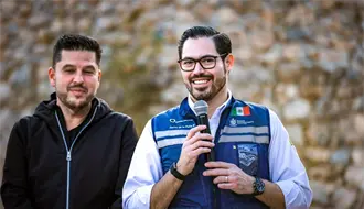 David de la Peña entrega obra vial en El Yerbaniz en Santiago, Nuevo León