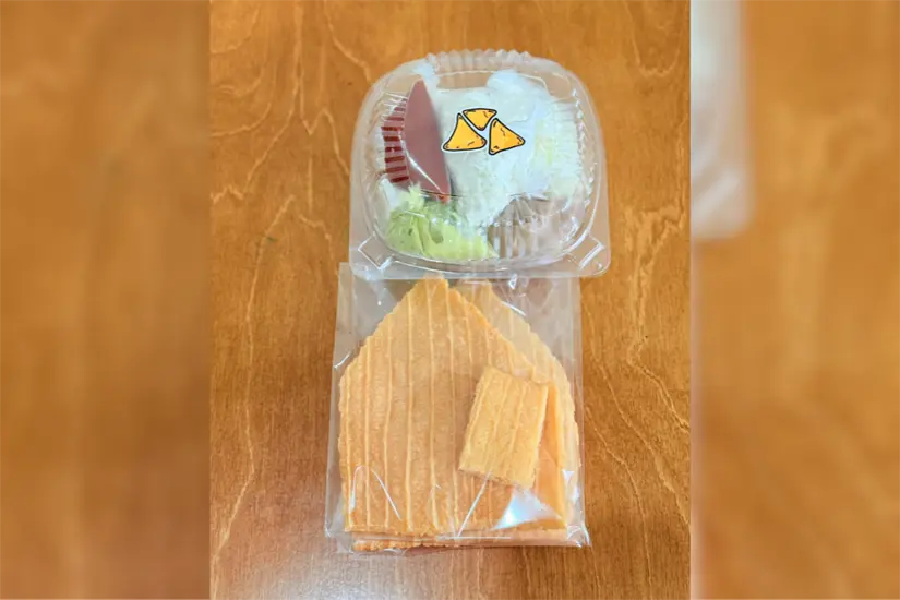 imagen recuadro Este fenómeno navideño, la casita de chicharrón, fusiona sabores tradicionales mexicanos con creativas presentaciones y ha conquistado las redes. Foto: Facebook La Tostadera