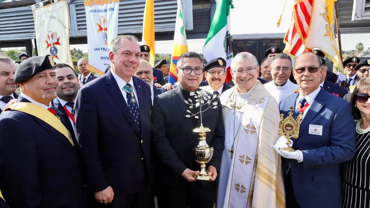 La Rosa de Plata fue recibida por la Diócesis de Nuevo Laredo, Tamaulipas | Foto: Diócesis de Nuevo Laredo