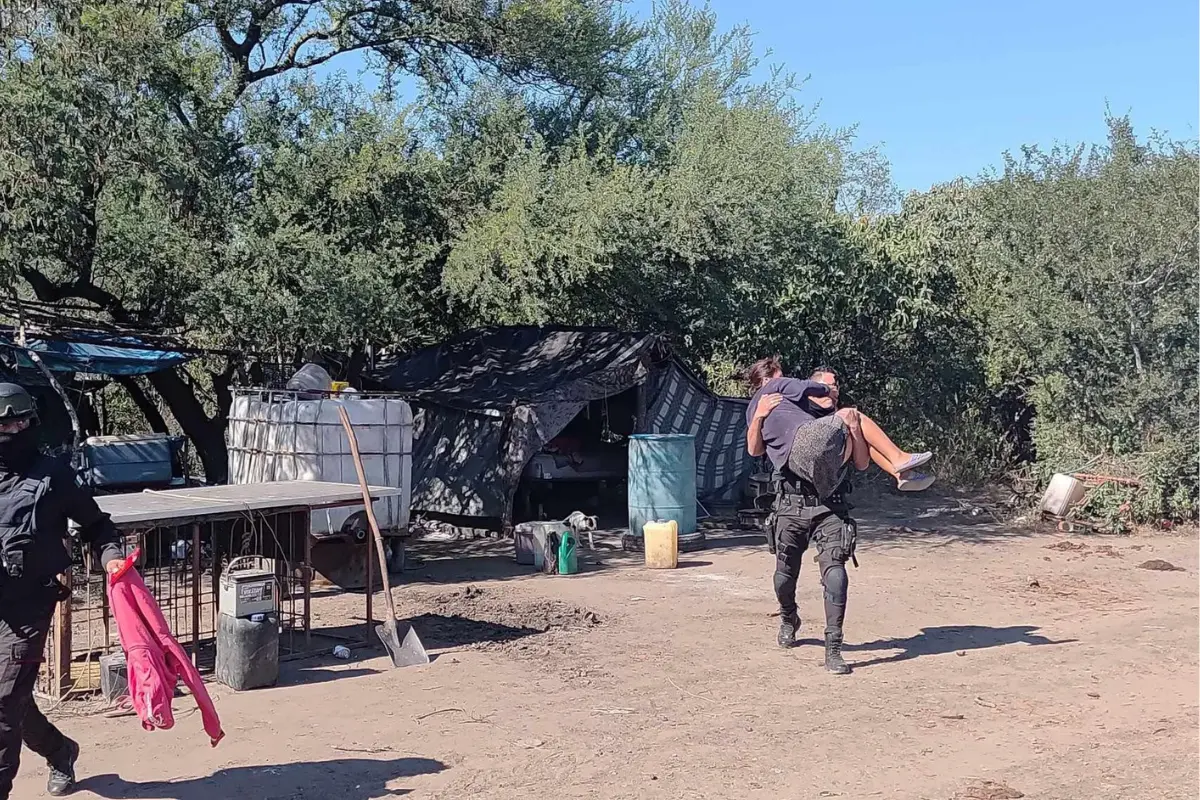 El operativo, realizado por la Guardia Estatal en un rancho del ejido La Pitahaya, reveló una historia de abuso sostenido y omisiones graves. Foto: Guardia Estatal