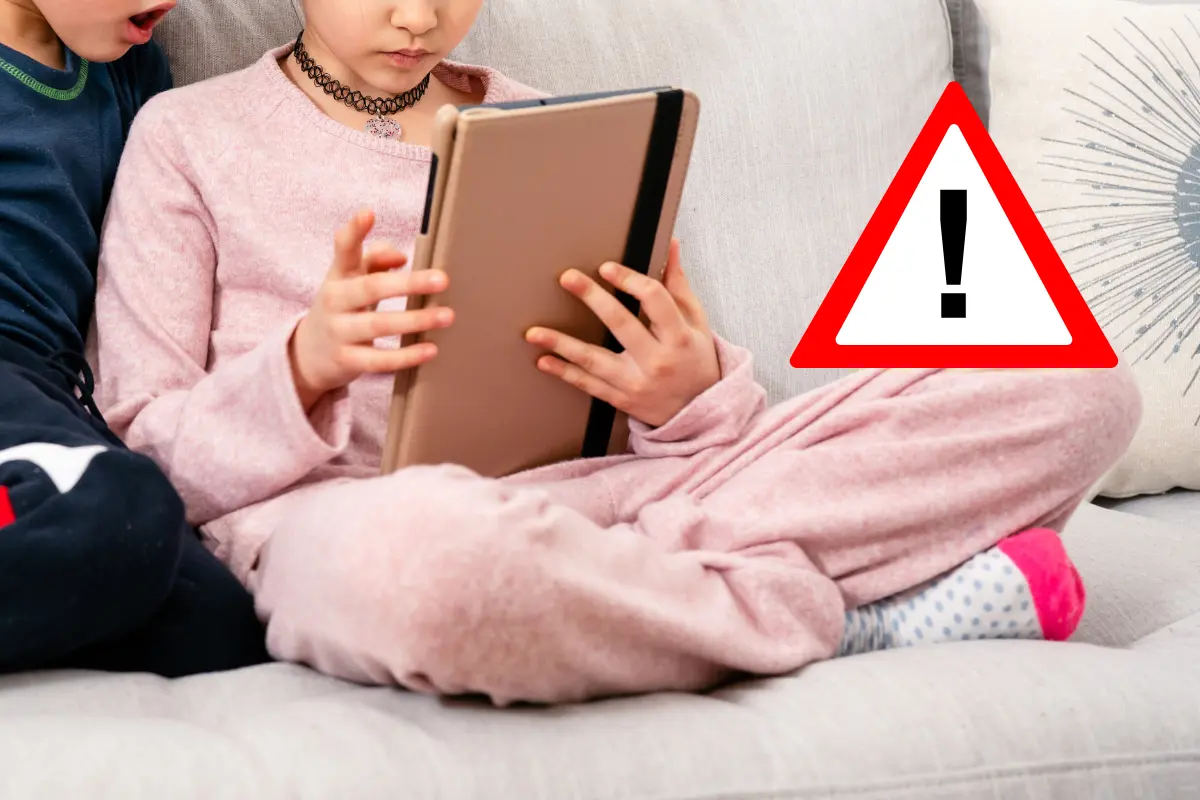 La Secretaría de Educación enfatiza la vigilancia de los padres sobre el uso seguro de tecnologías por parte de sus hijos en vacaciones. Foto: Canva