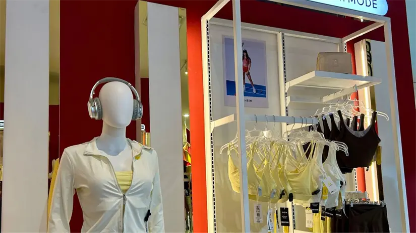 imagen recuadro Pop-up store temporal SHEIN en CDMX. Foto: Paola Atziri Paz