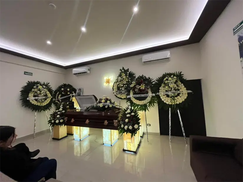 imagen recuadro La Sala 2 de Capillas Valle del Olimpo en San Nicolás de los Garza. Foto: Vianca Treviño.